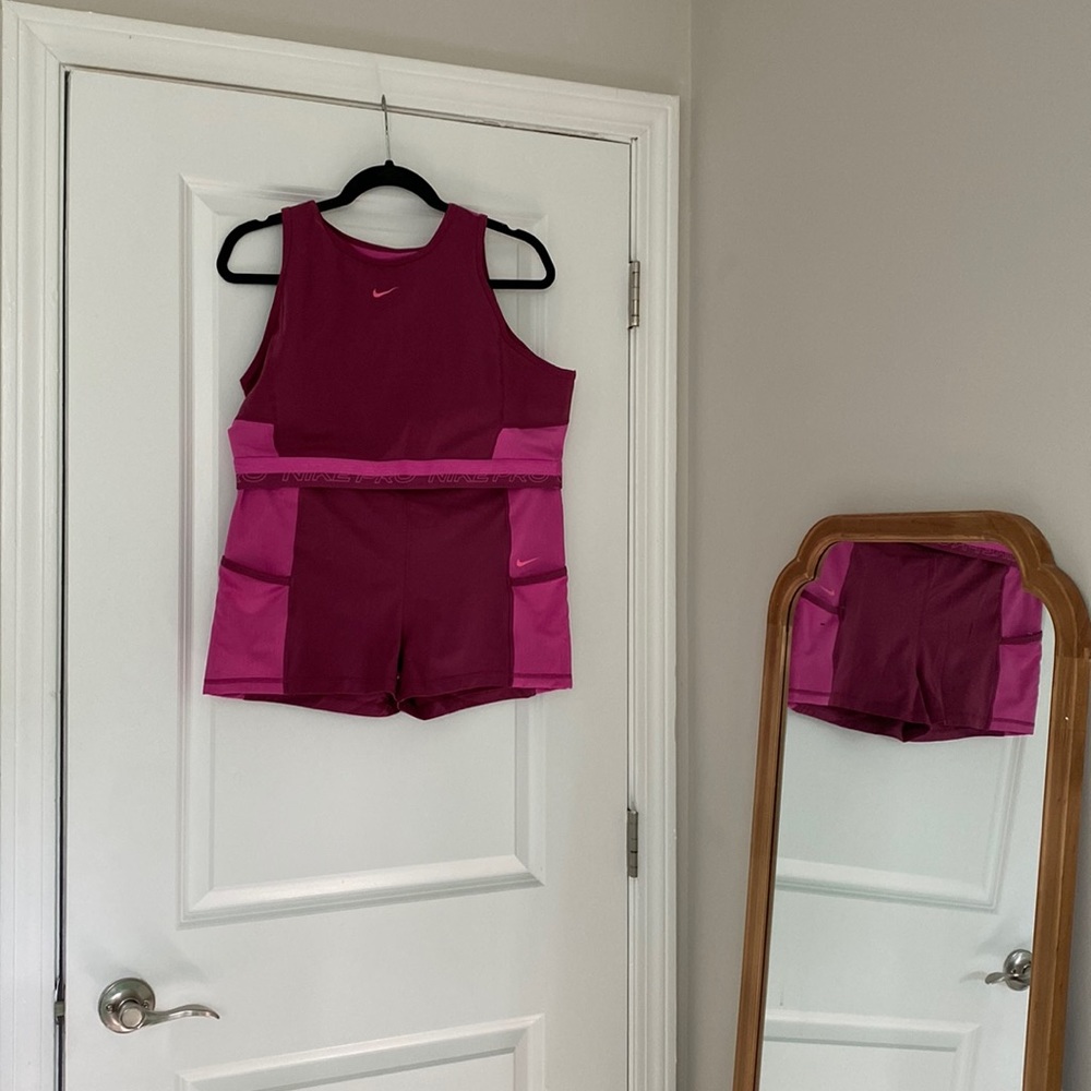 Nike Pro Set